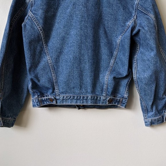 Perfect Levi's Jacket - Picture 4 of 7